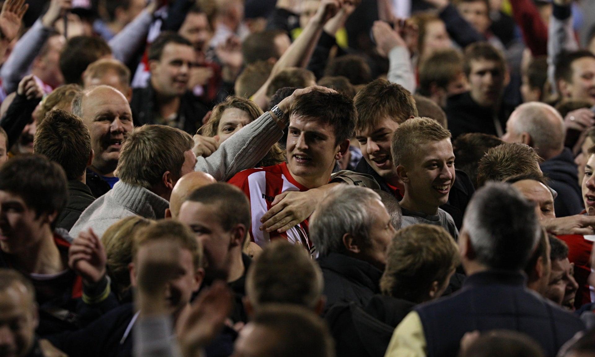 他们通过不 他们通过不