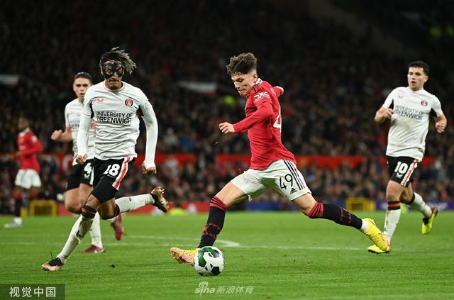 更显得尤为 更显得尤为